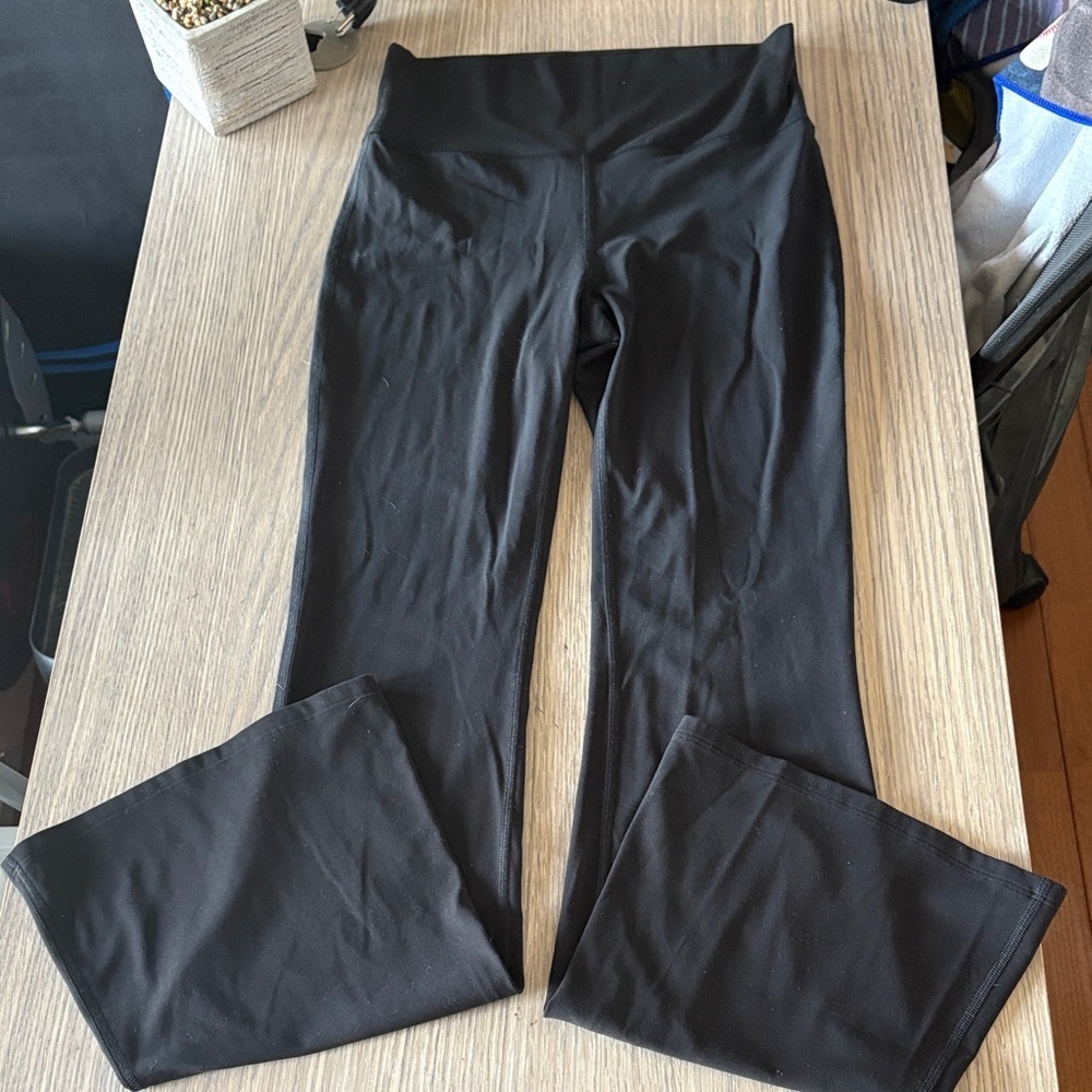 All in Motion Black High Rise Flare Bootcut Leggings Size M
